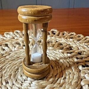 Collectible Manual Sand‎ Timer, Hourglass Time Keeper, Kitchen Accessories 4"
